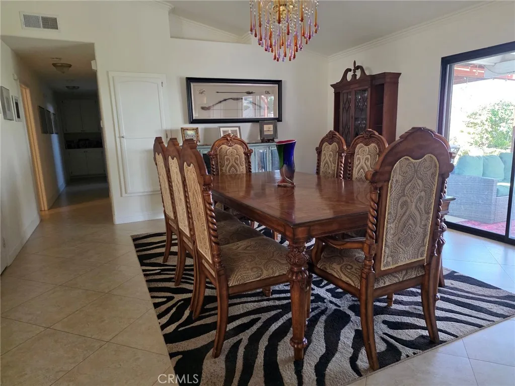 https://cdn.realtyfeed.com/cdn/127/306643105/a5860831984c3e4a4b7c5db547c568ea.webp