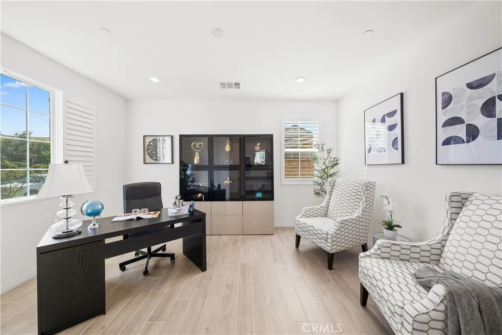 6979 Housatonic Ct, Jurupa Valley, CA 91752 - Photo 3 of 25, Jurupa Valley, CA