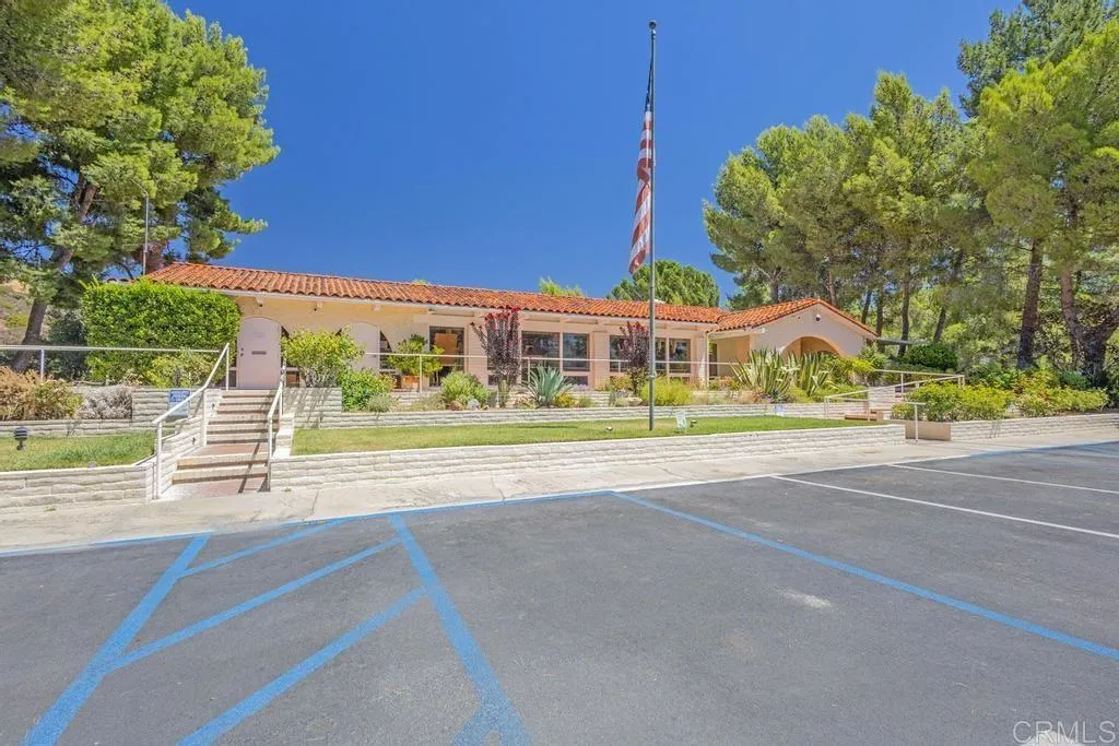https://cdn.realtyfeed.com/cdn/127/306643175/c68ca02b5b7c393b8f8c24c9e2971748.webp