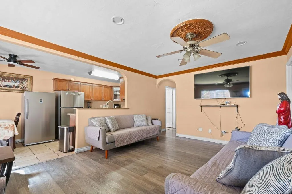 Photo #2: PTP2601163 Listing: Photo #2