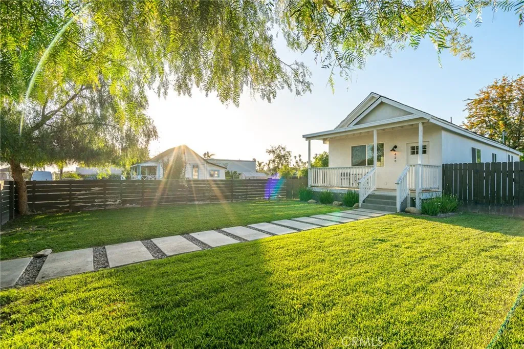 423 Stuart, Redlands, CA, 92374