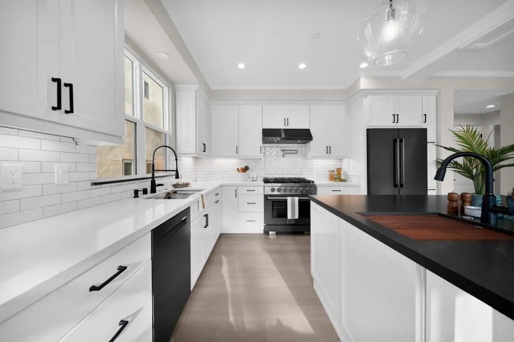 Photo #11: NDP2601419 Listing: Photo #11