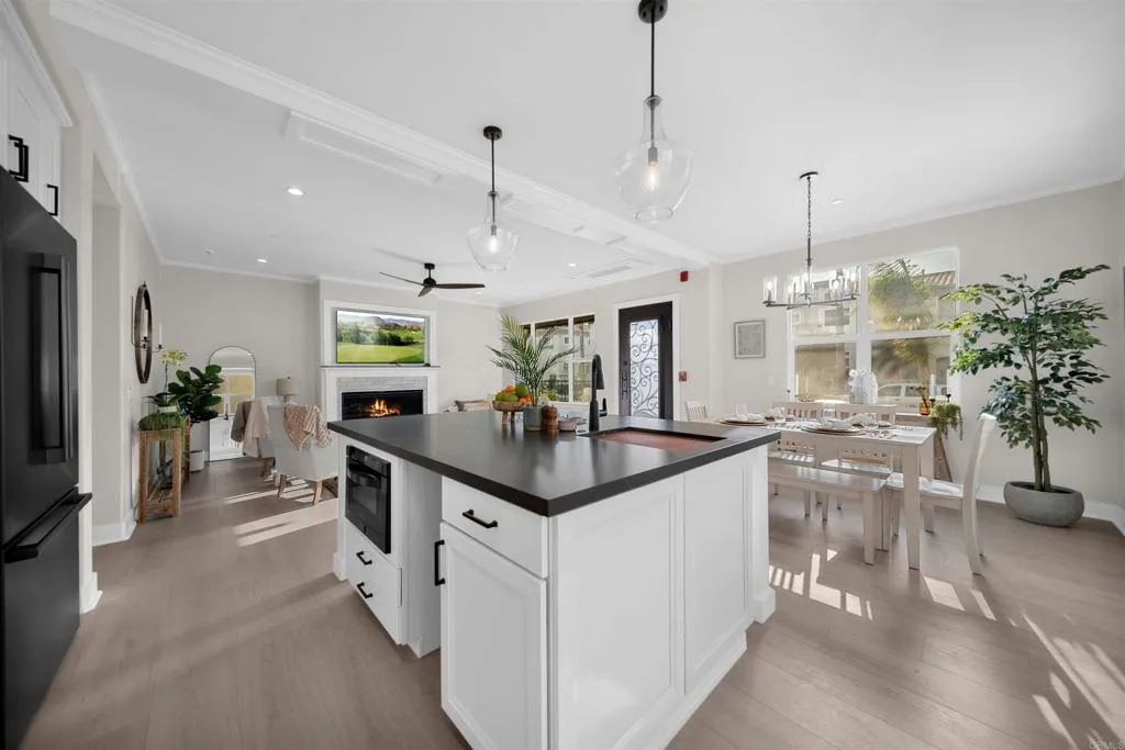 Photo #10: NDP2601419 Listing: Photo #10