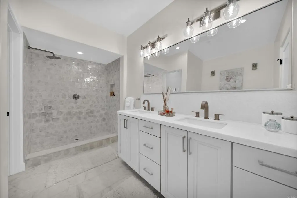 Photo #40: NDP2601419 Listing: Photo #40