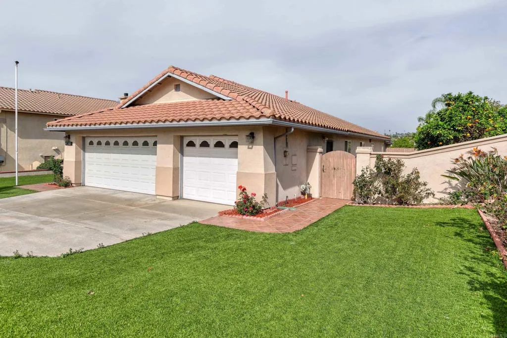 https://cdn.realtyfeed.com/cdn/127/306643291/e32d7e0439af564f224d89dd11179473.webp