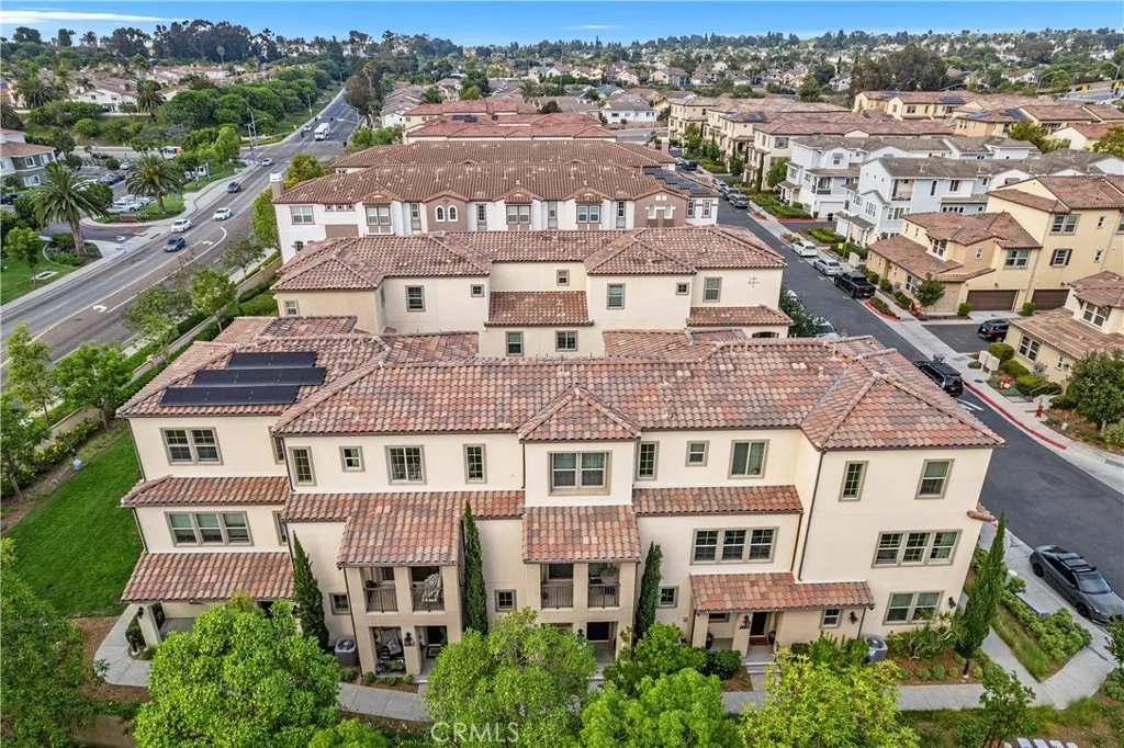 Photo #27: OC26032521 Listing: Photo #27