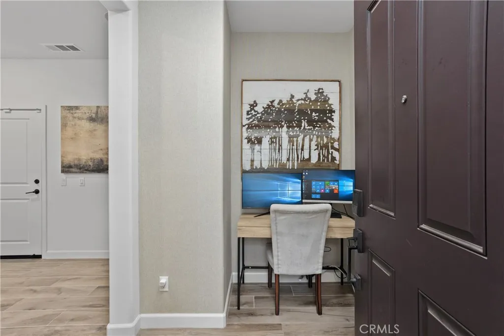Photo #4: OC26032521 Listing: Photo #4