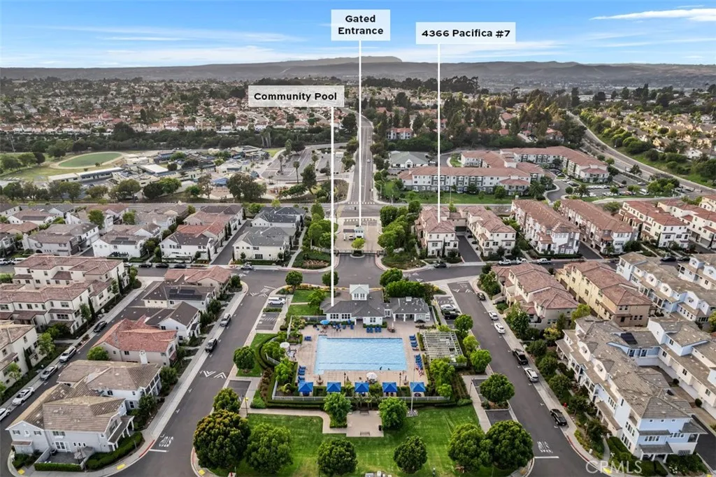 https://cdn.realtyfeed.com/cdn/127/306643364/d5e3dd8e8c9d93d582dcc9fda467d302.webp