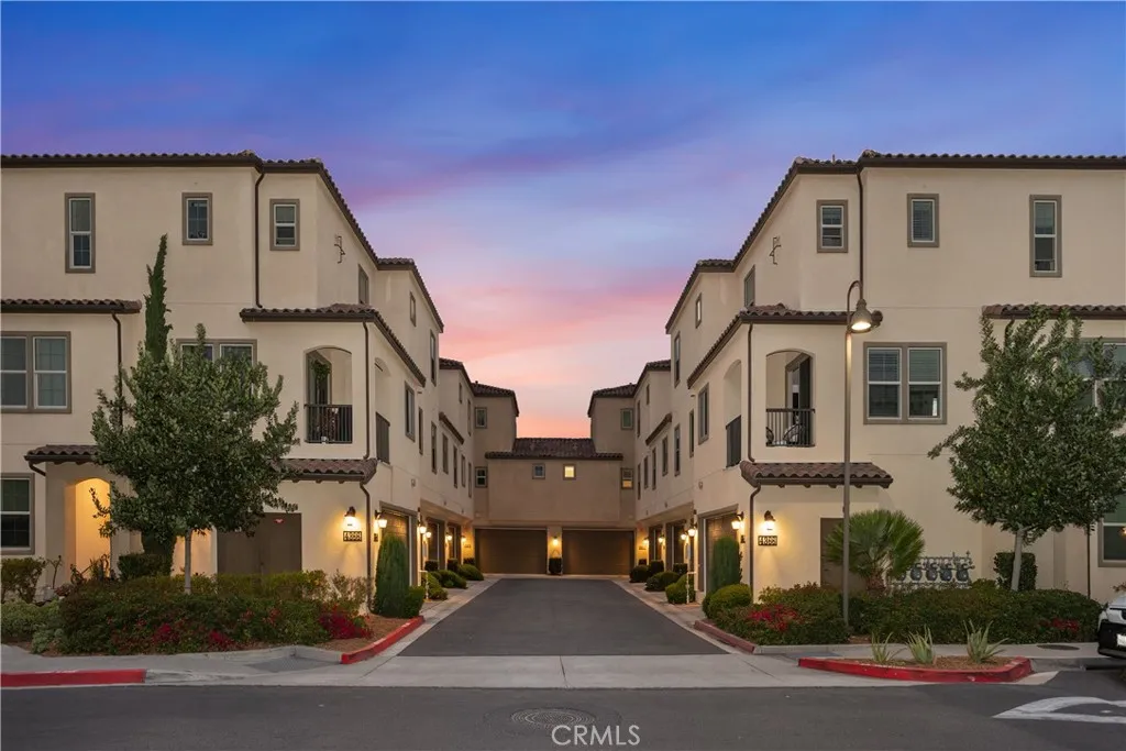 https://cdn.realtyfeed.com/cdn/127/306643364/e938252d23365a633e03cff36ef6b48f.webp