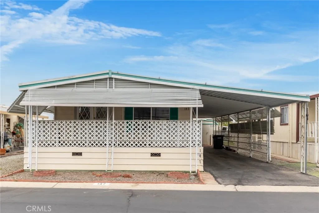 Hemet, CA 92543