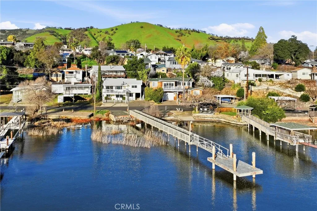 13680 Lower Lakeshore