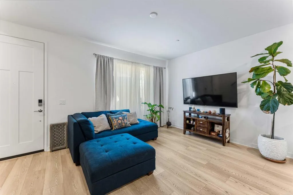 Photo #2: NDP2601424 Listing: Photo #2