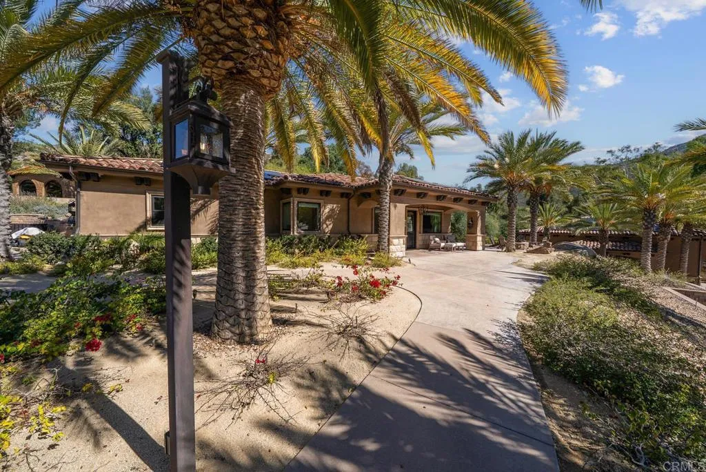 https://cdn.realtyfeed.com/cdn/127/306643495/40ac69a7b887cfecb42a461a59761275.webp