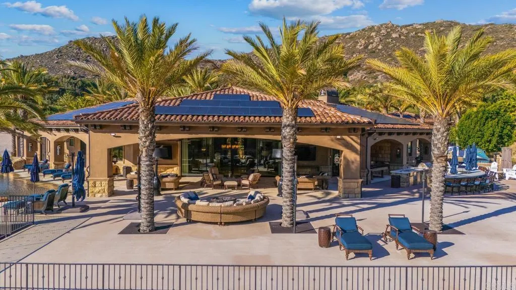 https://cdn.realtyfeed.com/cdn/127/306643495/b056e40c7df283d8d1216ca84ace14be.webp