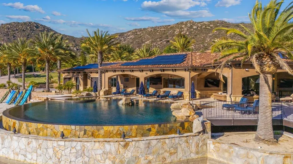 https://cdn.realtyfeed.com/cdn/127/306643495/ba42fdc1fd8163187c08b5a6d802fd8d.webp