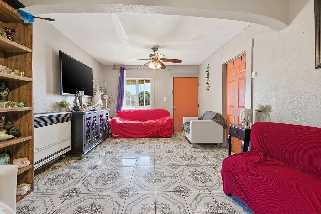 1147 Nadeau Street, Los Angeles, CA 90001 - Photo 3 of 15, Los Angeles, CA