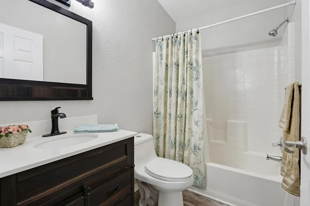 https://cdn.realtyfeed.com/cdn/127/306643586/4544f0e4b2777c5c2221acf085872dcb.webp