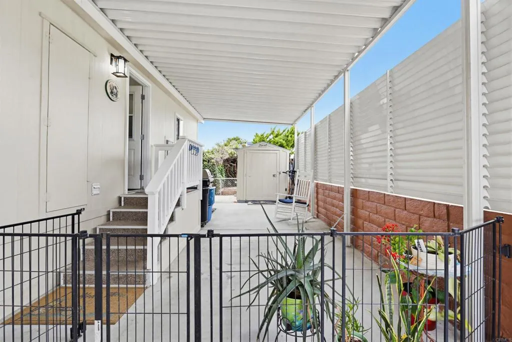 https://cdn.realtyfeed.com/cdn/127/306643586/724b639379b403f85c95224df74682df.webp