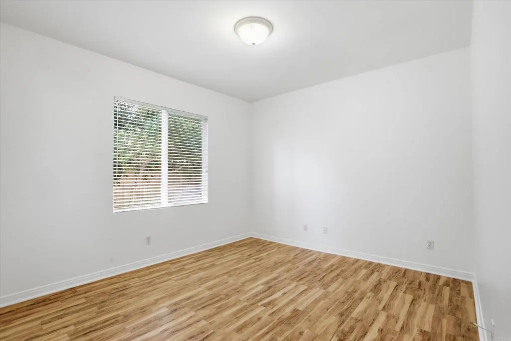https://cdn.realtyfeed.com/cdn/127/306643606/3c21837e56abe37ffb305ee785c94c82.webp