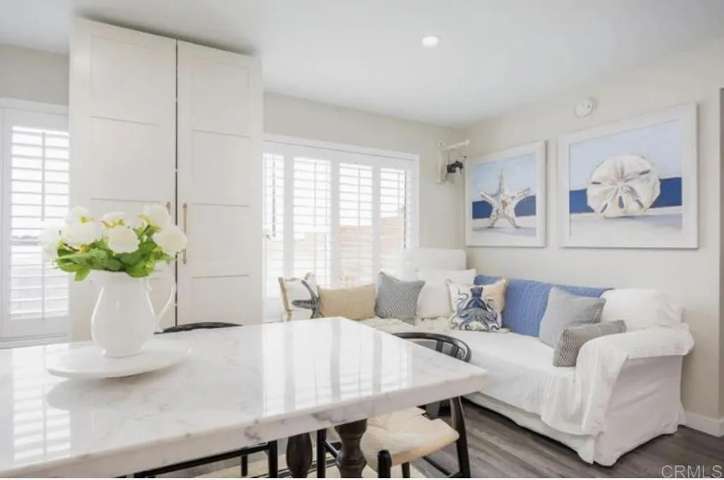 https://cdn.realtyfeed.com/cdn/127/306643641/ab0a076f5c224255003a46b90058e69d.webp