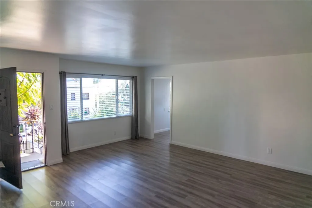 925 Poli Street, Ventura, CA 93001 - Photo 5 of 27, Ventura, CA