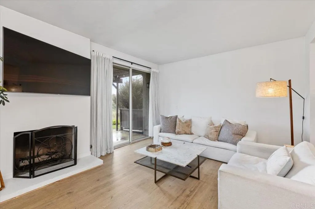 Photo #10: NDP2601441 Listing: Photo #10