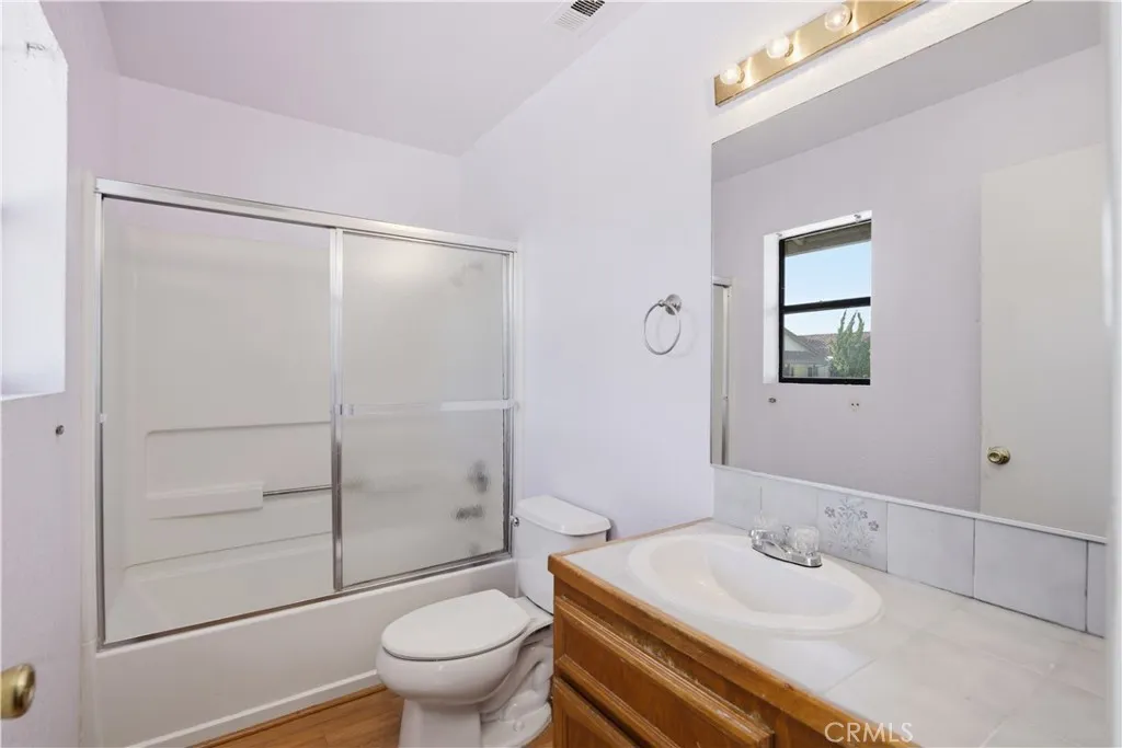 https://cdn.realtyfeed.com/cdn/127/306643737/9adcf665054b6c2cfe734e1d5fa6ecc7.webp