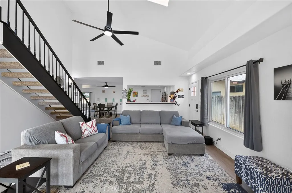 https://cdn.realtyfeed.com/cdn/127/306643829/e1a19f98782c4a53680b28c5087aac57.webp