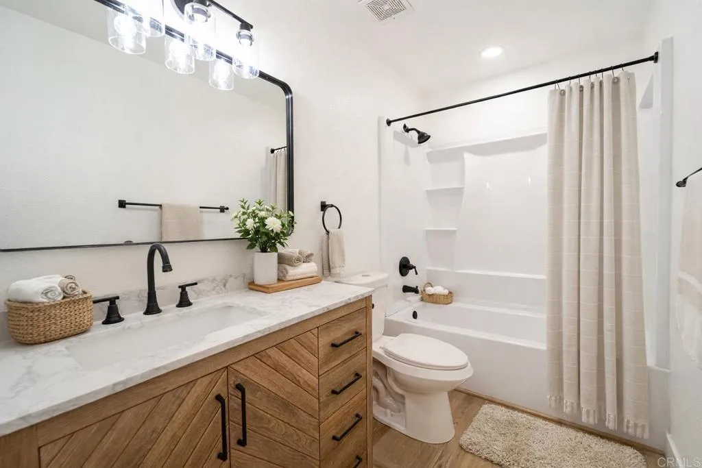 https://cdn.realtyfeed.com/cdn/127/306643834/87c16a745f2f5b1b4b5fffc8fe5ae0f8.webp