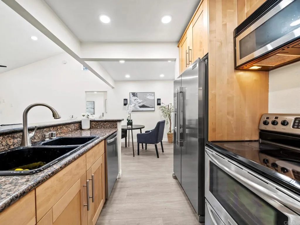 https://cdn.realtyfeed.com/cdn/127/306643845/1f67b517347168df97b4f7983eab0bdd.webp