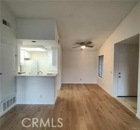 3851 Amberly Drive Unit E, Inglewood, CA 90305 - Photo 4 of 13, Inglewood, CA