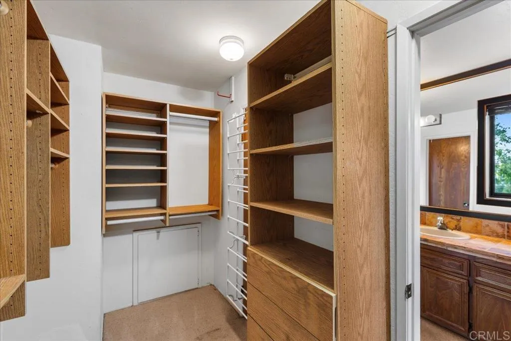 https://cdn.realtyfeed.com/cdn/127/306643952/75bcee82bf7ce9f084a3213e1952643f.webp