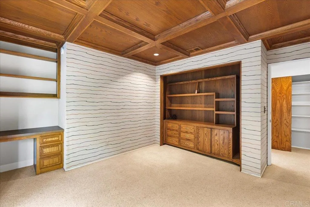 https://cdn.realtyfeed.com/cdn/127/306643952/9692abc8344e909f49f90a9b71625c6e.webp