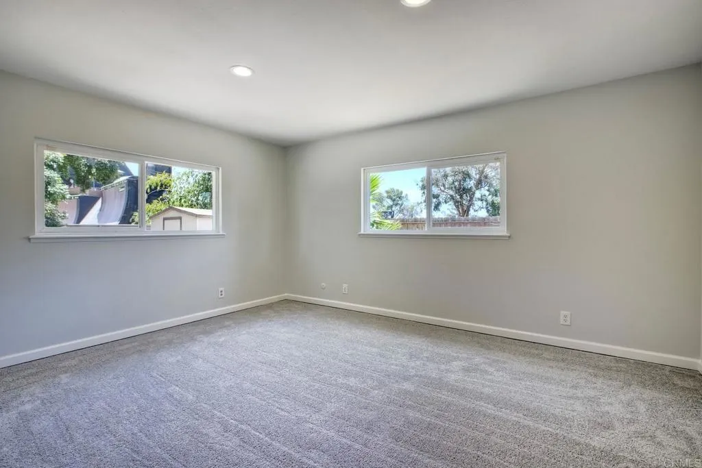 https://cdn.realtyfeed.com/cdn/127/306643997/f1f56622863c1fa05839984a38d8ce24.webp