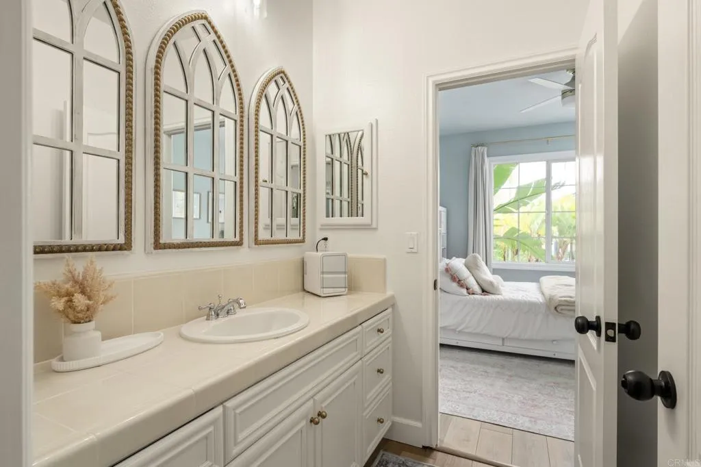 https://cdn.realtyfeed.com/cdn/127/306644009/2033e88eec2452ae0f91651e9bb98f2f.webp