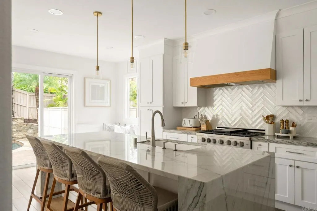 https://cdn.realtyfeed.com/cdn/127/306644009/34372d6541a664638685f7ecabcda901.webp