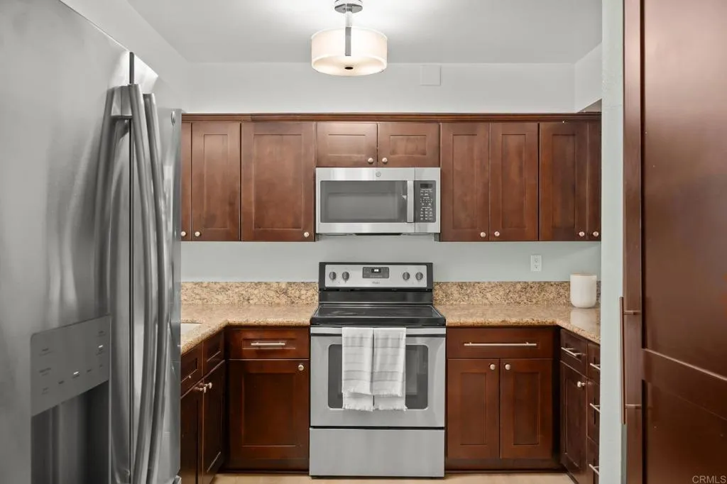https://cdn.realtyfeed.com/cdn/127/306644044/478686b1e410511f47165748bba4bcc9.webp