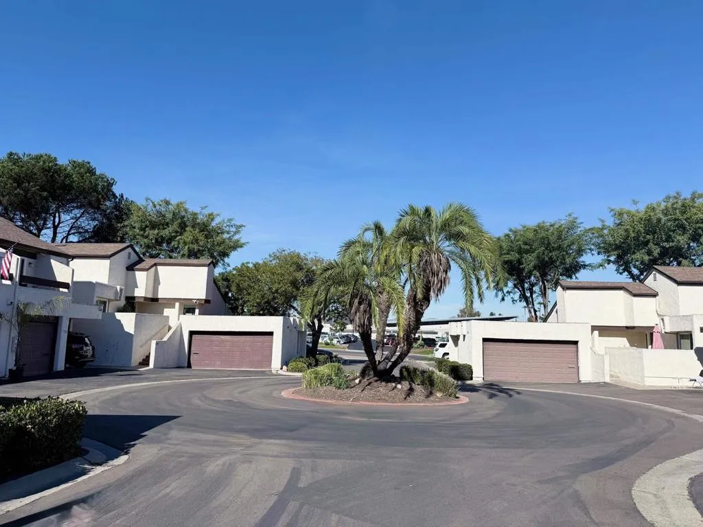 https://cdn.realtyfeed.com/cdn/127/306644044/5957f142226c92405b7f23f8eababd44.webp