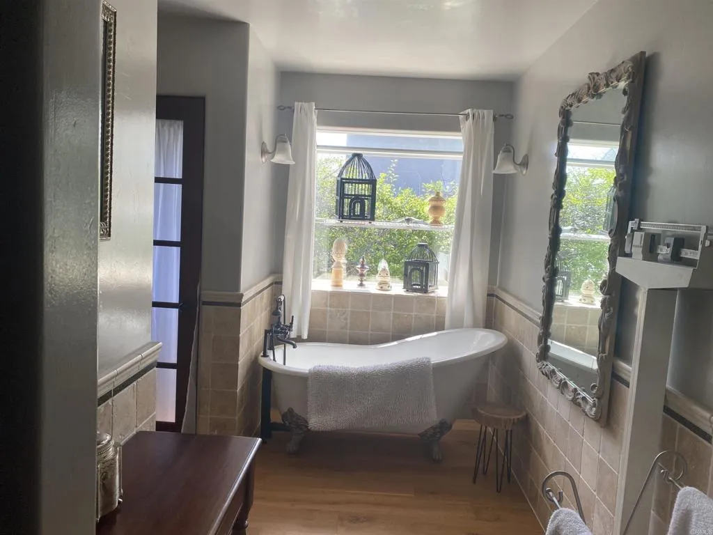 https://cdn.realtyfeed.com/cdn/127/306644049/25245073a9a15dedef3c891cfb4abaf1.webp