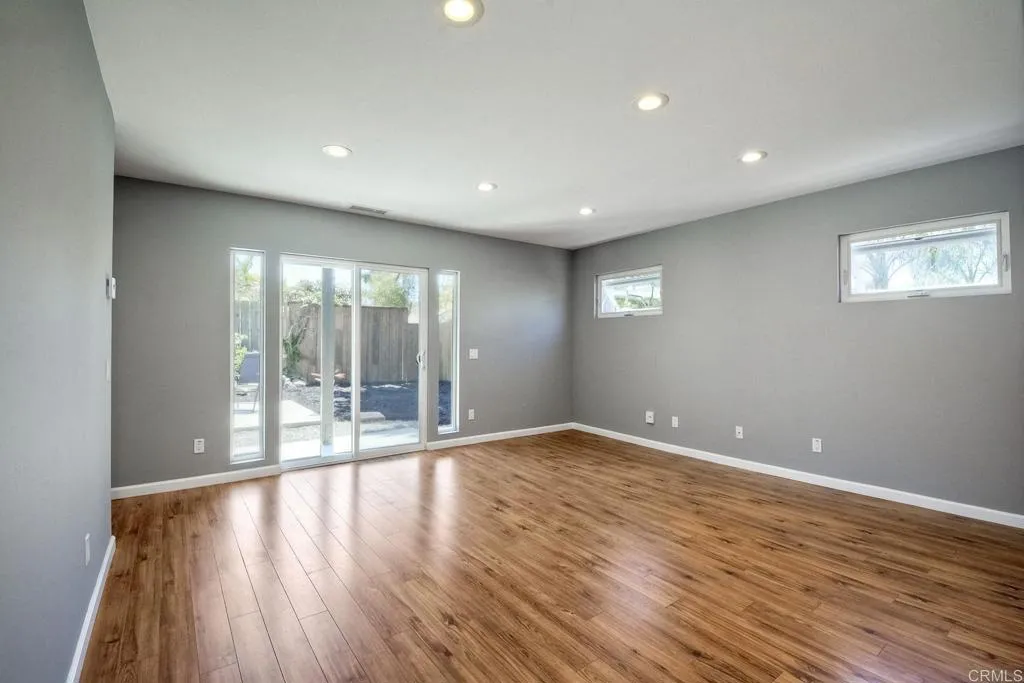 https://cdn.realtyfeed.com/cdn/127/306644049/9ec21792d6b19b27c445ab4314b82ff0.webp