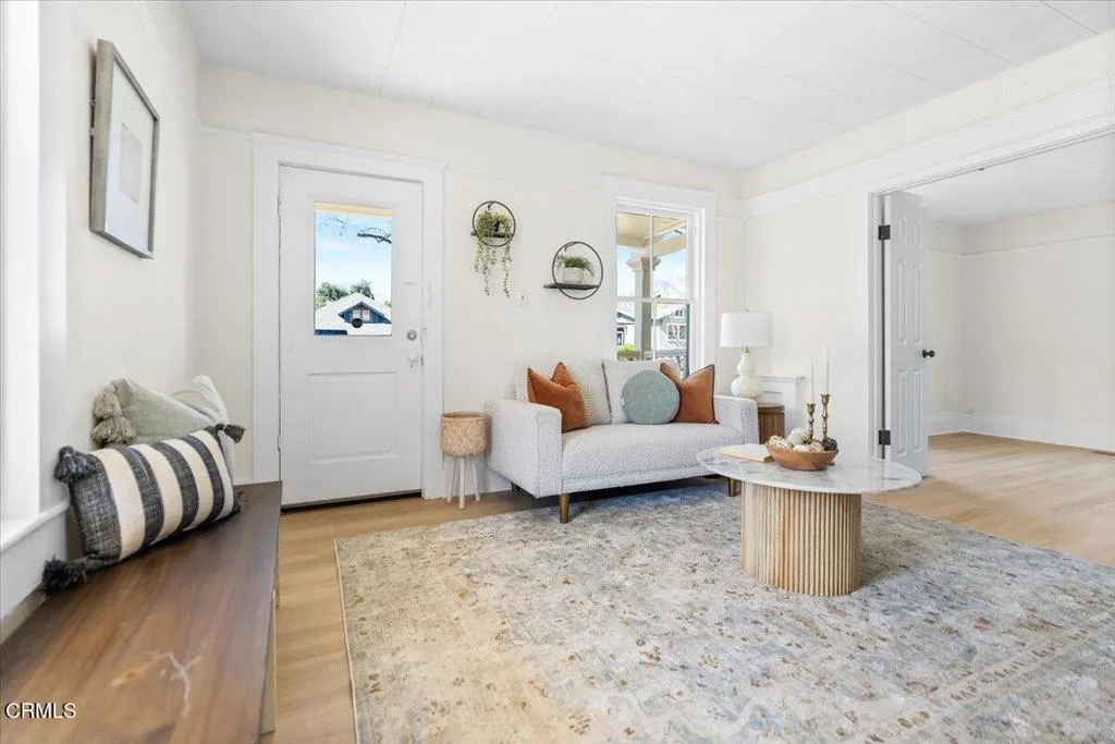 210 N Encinitas Avenue, Monrovia, CA, 91016