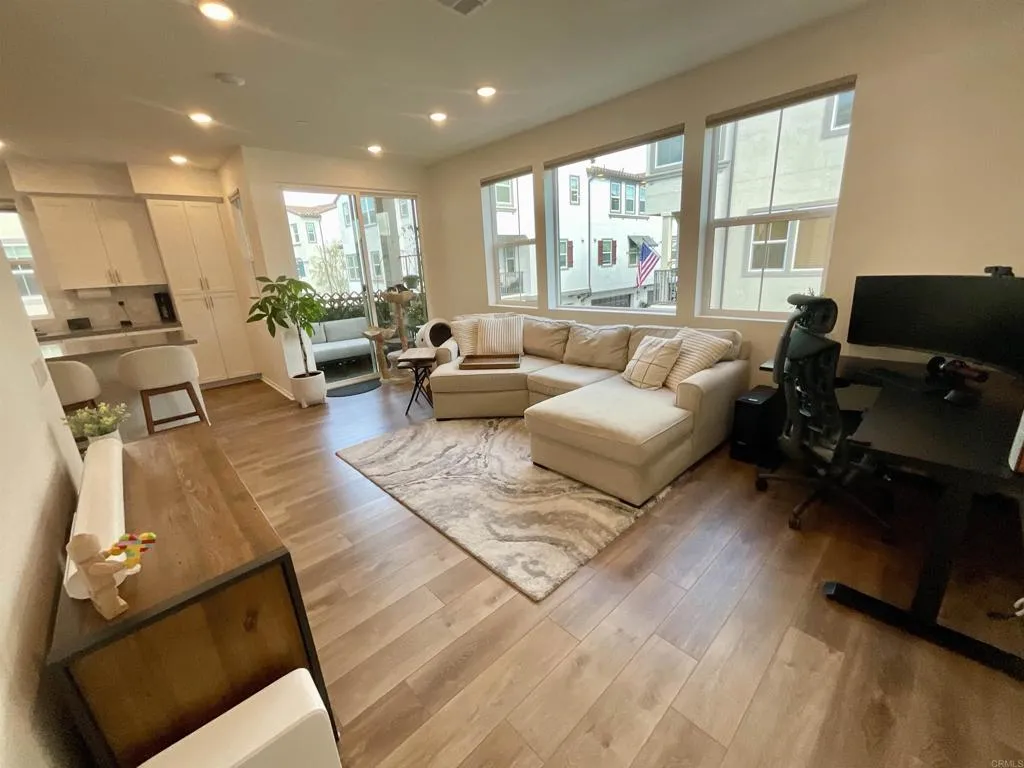 Photo #10: NDP2601462 Listing: Photo #10