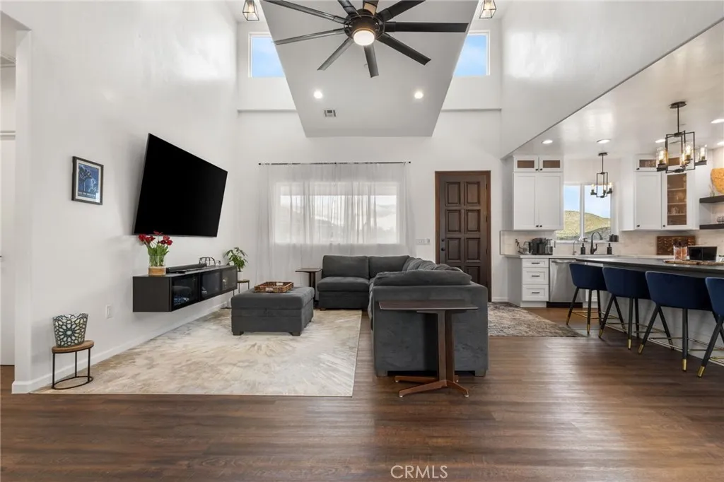 49111 Paradise, Morongo Valley, CA, 92256