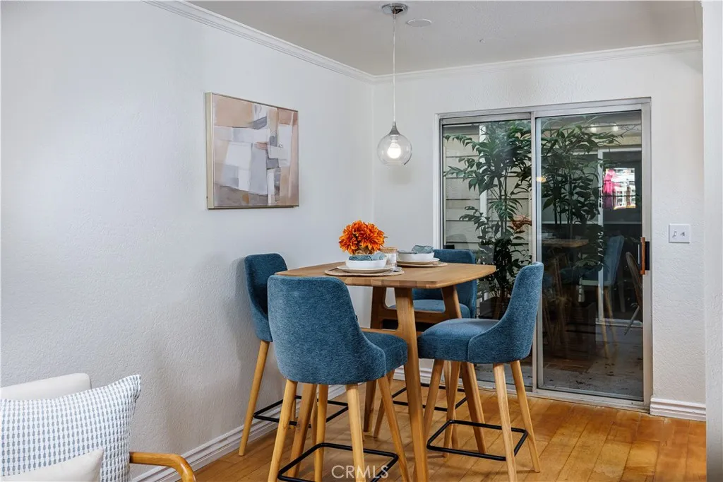 https://cdn.realtyfeed.com/cdn/127/306644191/962c5fa80fa01696f021180422ff9b97.webp