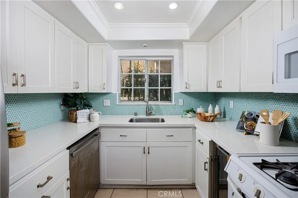 https://cdn.realtyfeed.com/cdn/127/306644191/b187fc94c52a3c174fc0f1ffe41d950d.webp