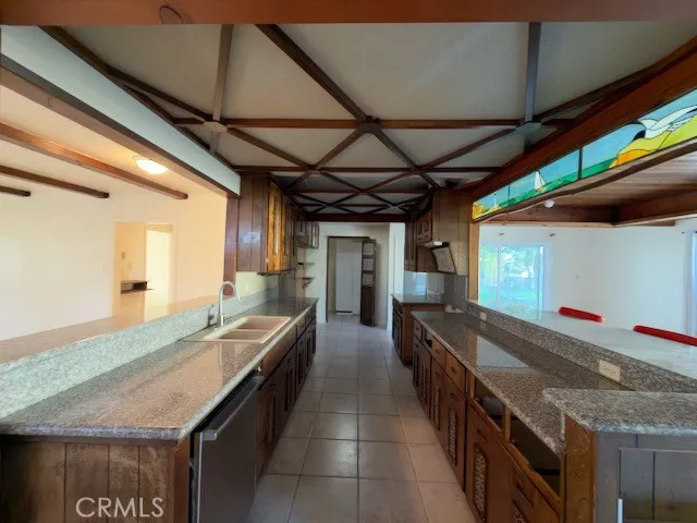 https://cdn.realtyfeed.com/cdn/127/306644202/c9bfdea464fdc1f5c63008c43994374a.webp