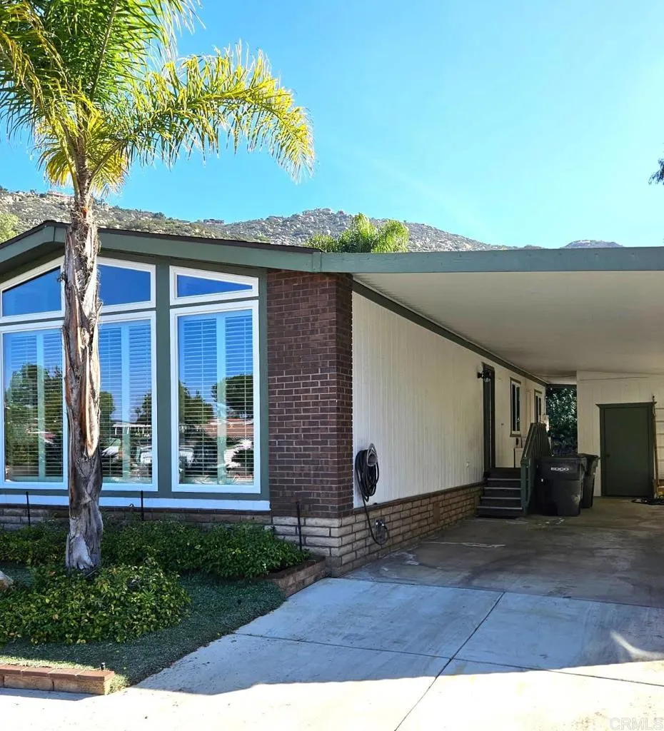 https://cdn.realtyfeed.com/cdn/127/306644206/100de7add118f015d5fa16e17b4a6888.webp