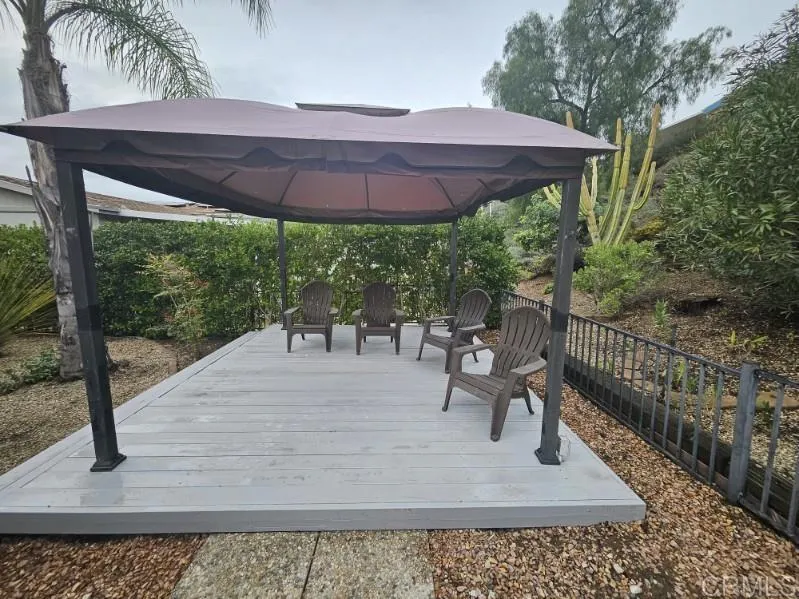 https://cdn.realtyfeed.com/cdn/127/306644206/242ae3771e4e5309eba8f9603feff6c4.webp