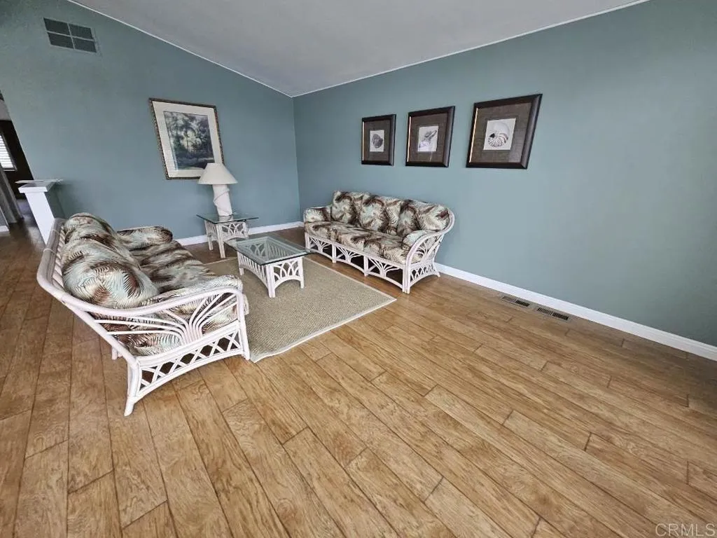https://cdn.realtyfeed.com/cdn/127/306644206/38d81d19b458142684983a5ef4dede56.webp