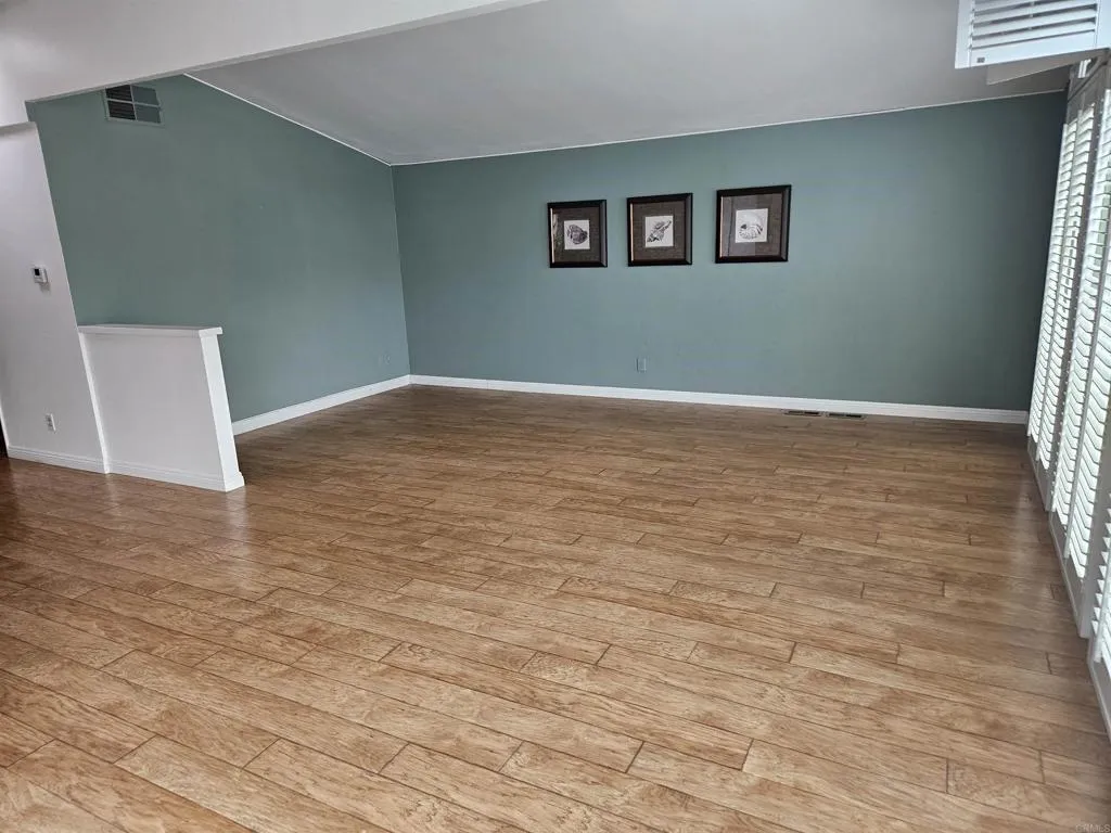 https://cdn.realtyfeed.com/cdn/127/306644206/5f496a61c6a81fdae623bfd018de8844.webp